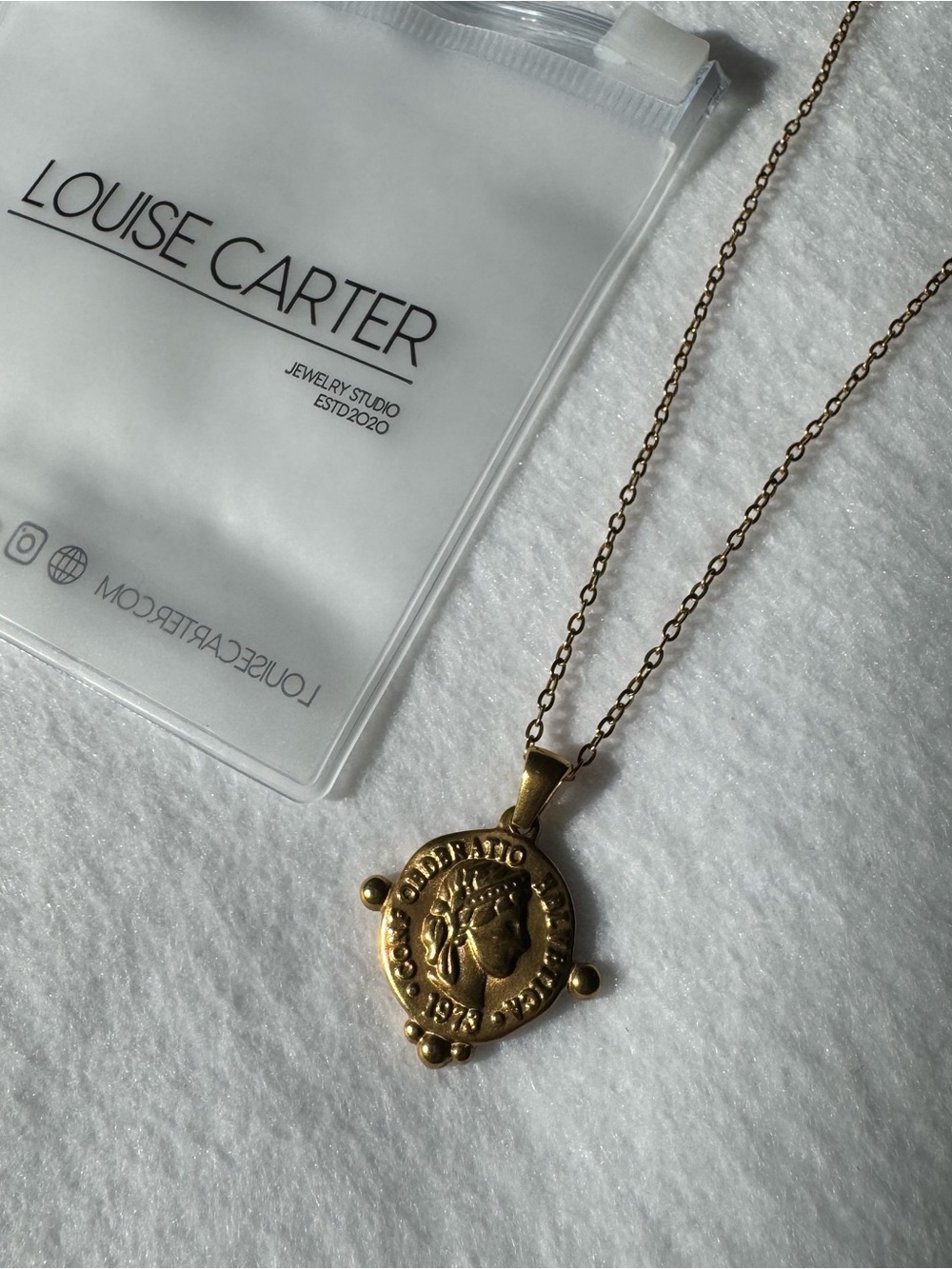 NWT Louise Carter Rome Pendant Necklace Waterproof 18K Gold PVD - Picture 2 of 8